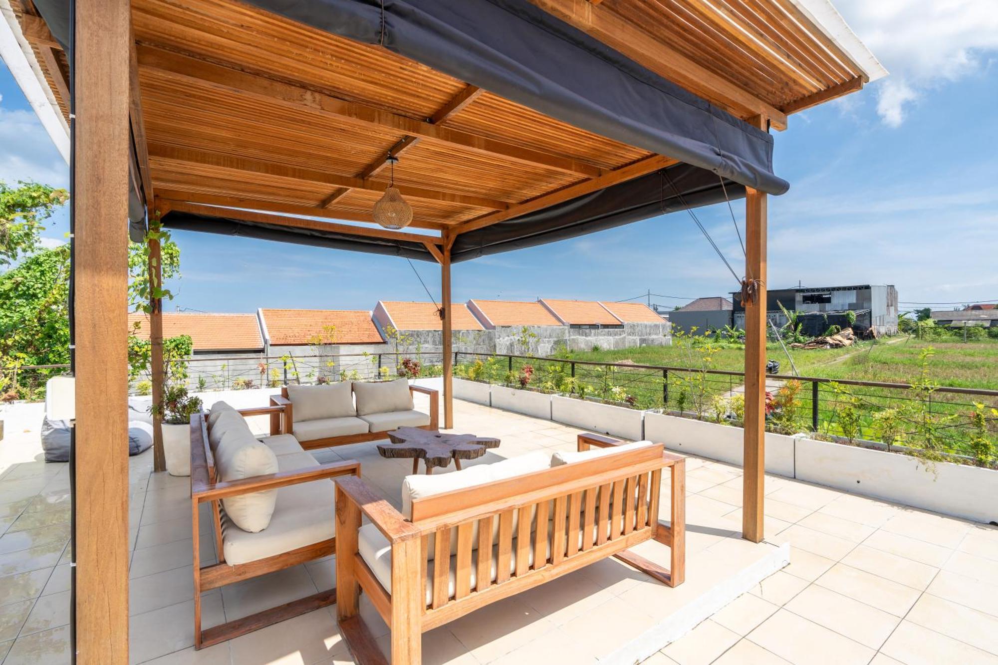 Villa Primarosa - Charming 3Br Villa With Rooftop Munggu エクステリア 写真