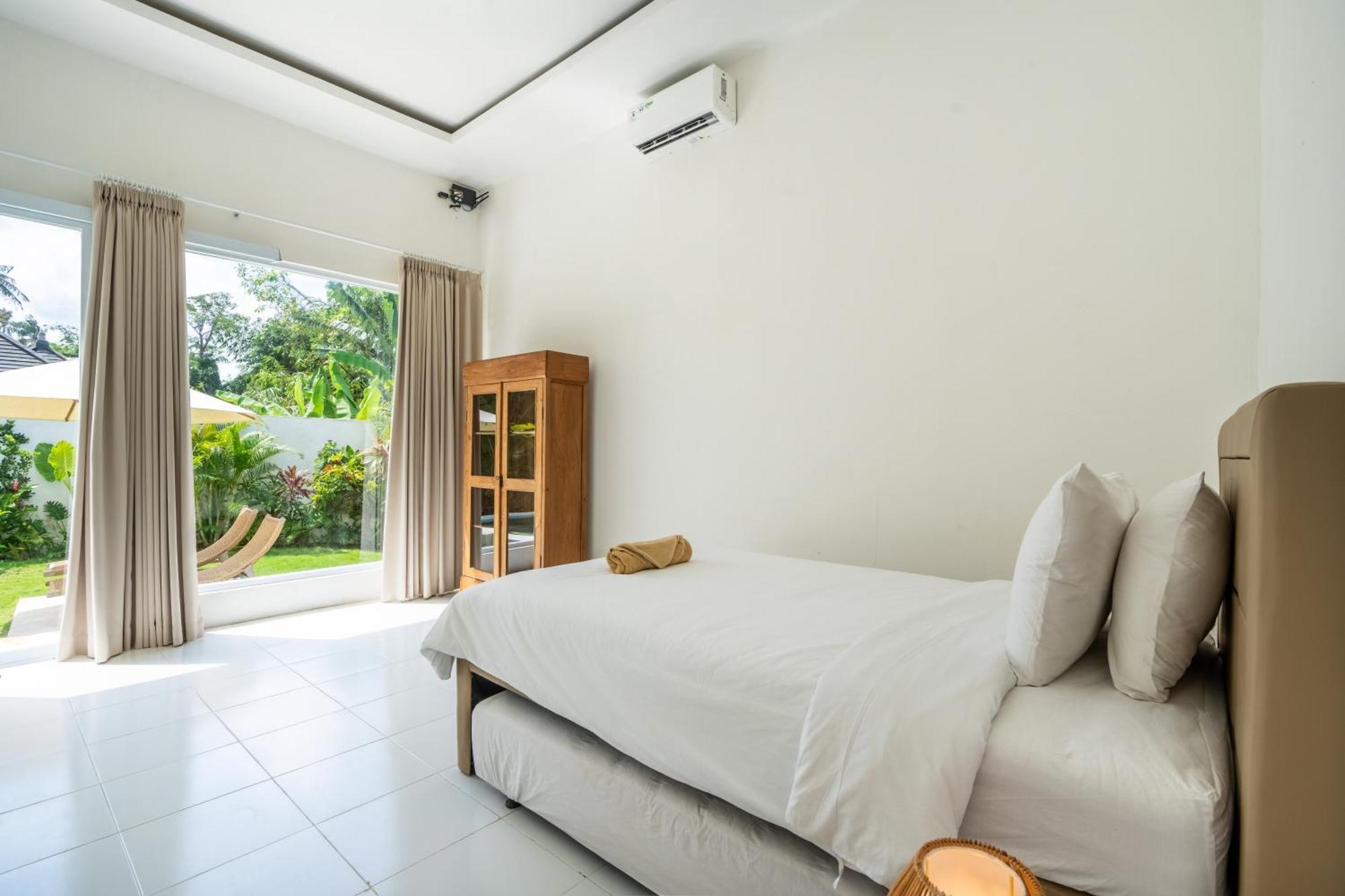 Villa Primarosa - Charming 3Br Villa With Rooftop Munggu エクステリア 写真